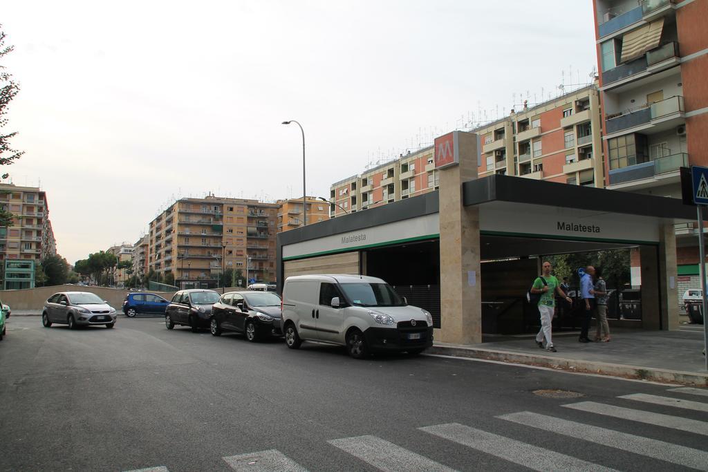 Casa Vacanze Malagrino Hotel Rome Exterior photo